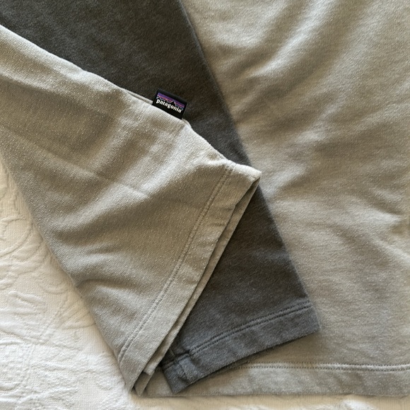 Patagonia Crewneck Raglan Sweatshirt. size XL - Picture 6 of 6